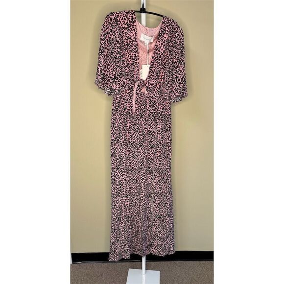 Elegant Pink Patterned Maxi Dress - Picture 6 of 12